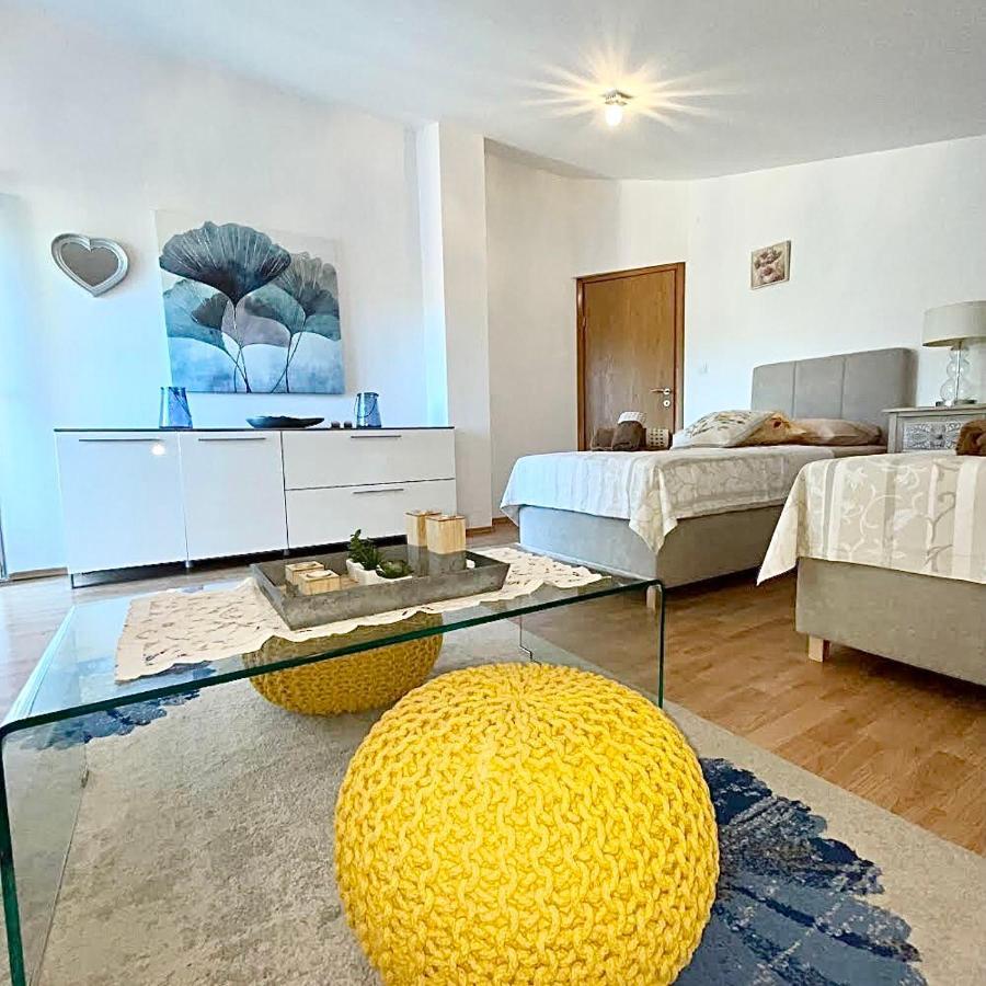 Dalmatian Village Charm - Spacious Villa With Pool Near Trogir Primorski Dolac Extérieur photo