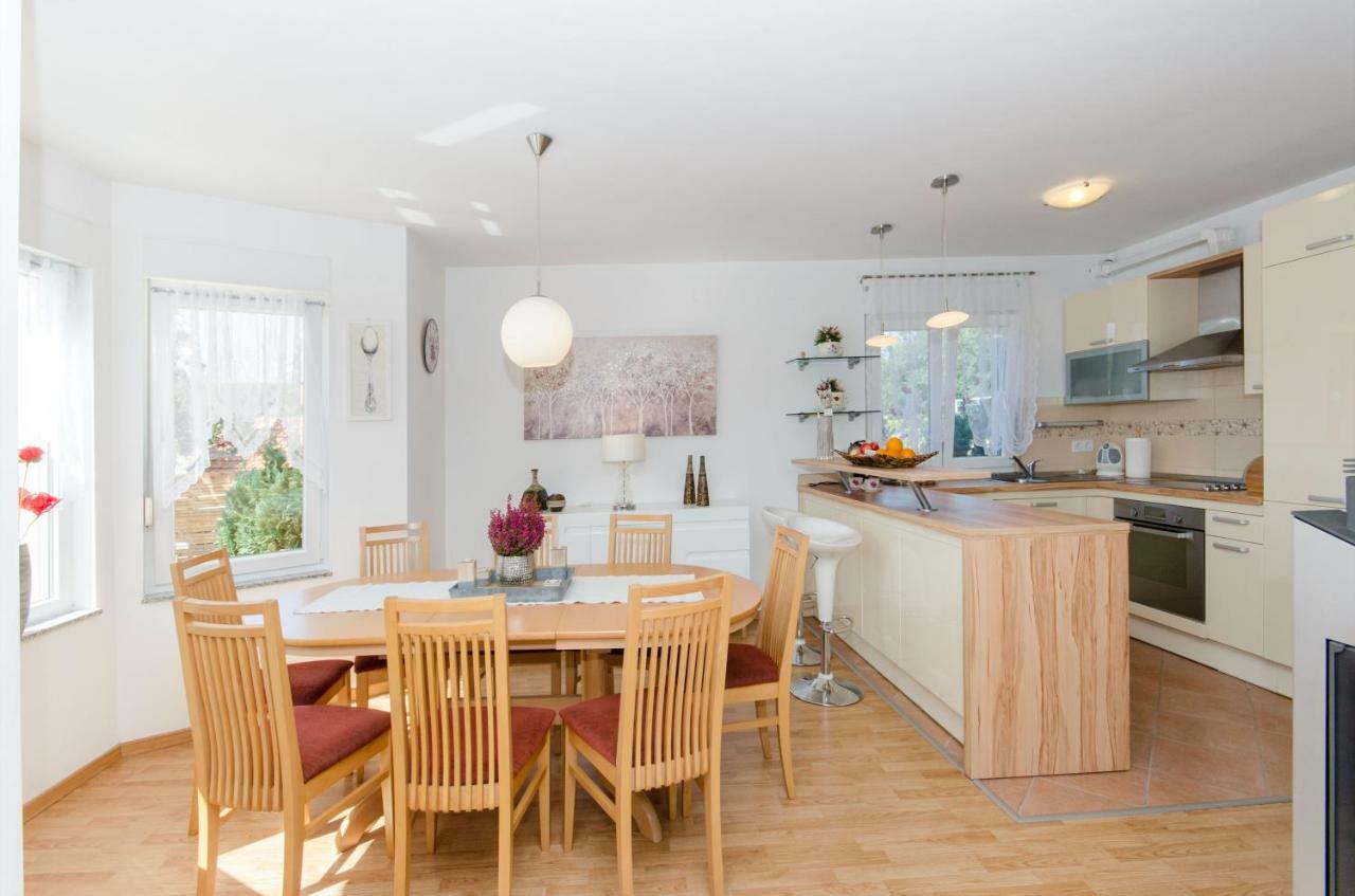 Dalmatian Village Charm - Spacious Villa With Pool Near Trogir Primorski Dolac Extérieur photo