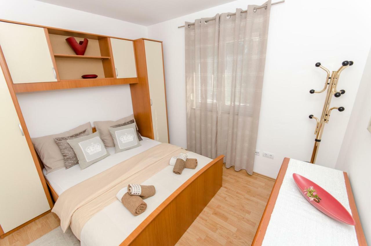 Dalmatian Village Charm - Spacious Villa With Pool Near Trogir Primorski Dolac Extérieur photo